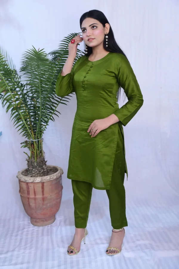 Two Piece Plain Lawn (DS04GOP) - Image 6
