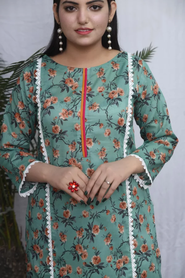 Two Piece Stitched Lawn (DS02GVC) - Image 3