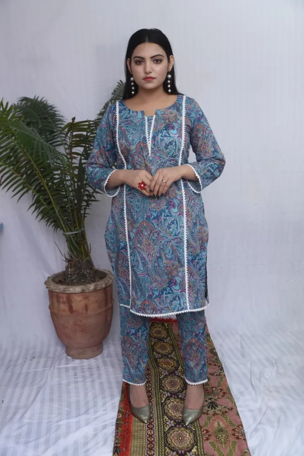 Two Piece Stitched Lawn (DS05BGR)