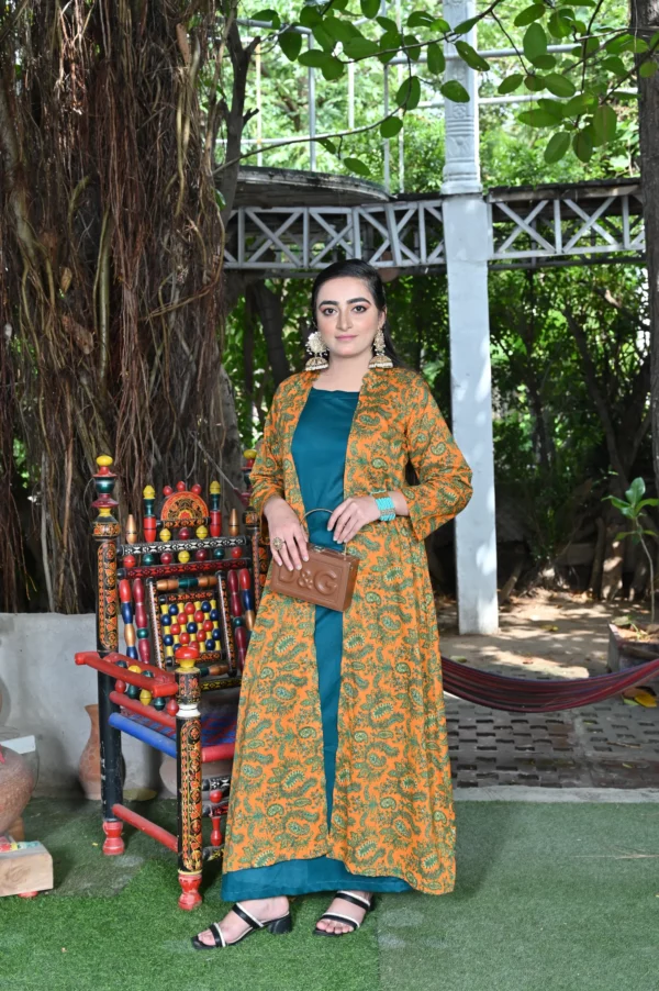 Anara Lawn 2 Piece Gown Style Long Shirt (DS02BMG13) - Image 4